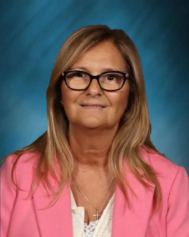 Photo of Rosana Reade.